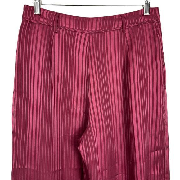 😍TULAROSA! Elegant Burgundy Lace Trim Pants - Picture 4 of 14
